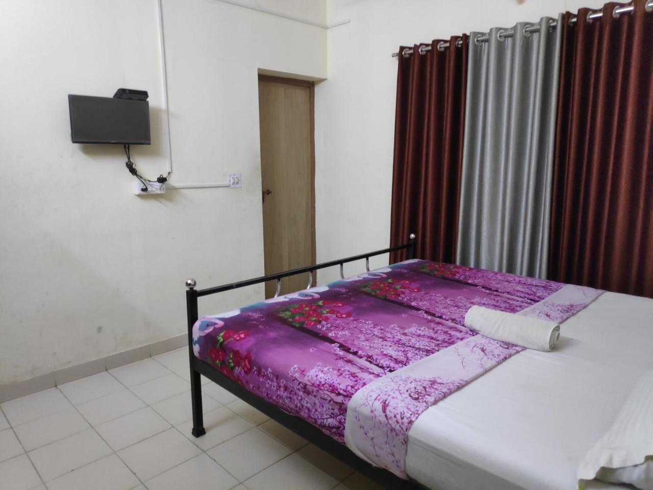 Hotel Silver Space Ernakulam Extérieur photo